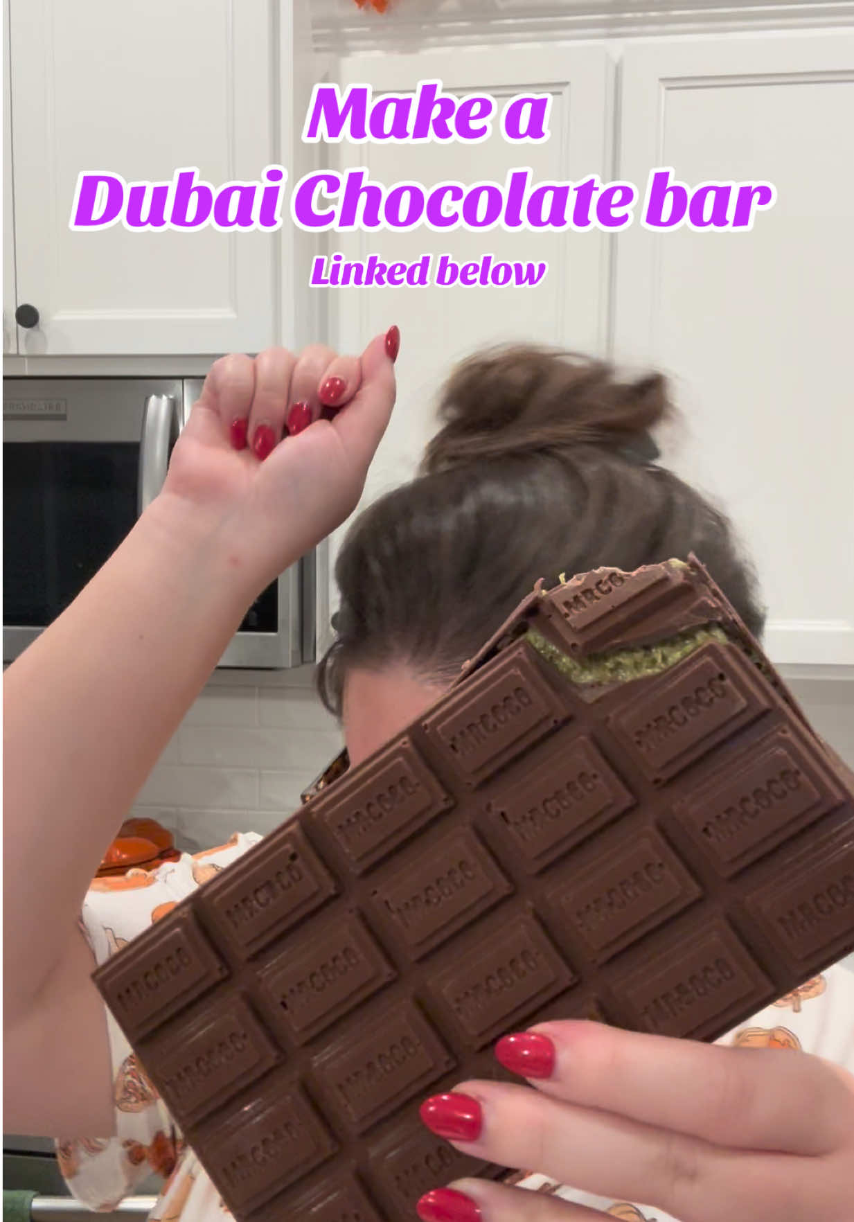This is SO good! I honestly deserve an award for not eating the entire thing in one sitting. @Mr Coco Bars #dubai #dubaichocolate #dubaichocolatebar #tiktokshop #review 