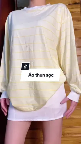 Nhà này làm áo thun sọc màu xinh quá #mỗingàymộtoutfit #lênxuhướng  @Lailabunday 
