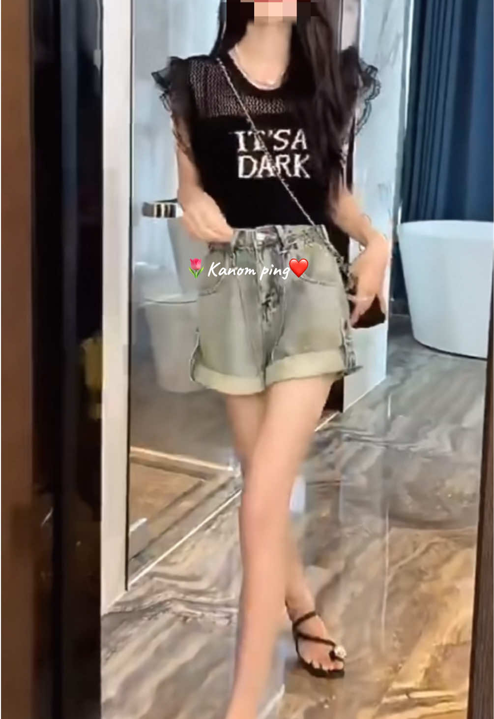#เสื้อ #เสื้อผ้าแฟชั่น #เสื้อผ้าผู้หญิง #เสื้อผ้า 