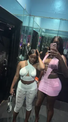 🥰😍😘