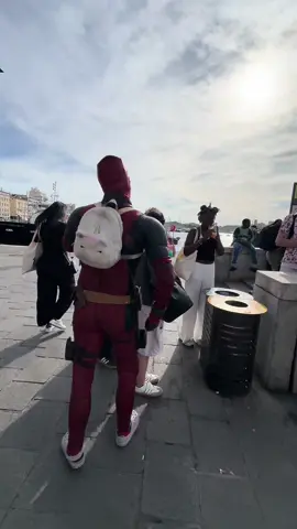 Et merci le soleil de Marseille c’est vous ! #marseille #goodvibes #dance #humour #drole 