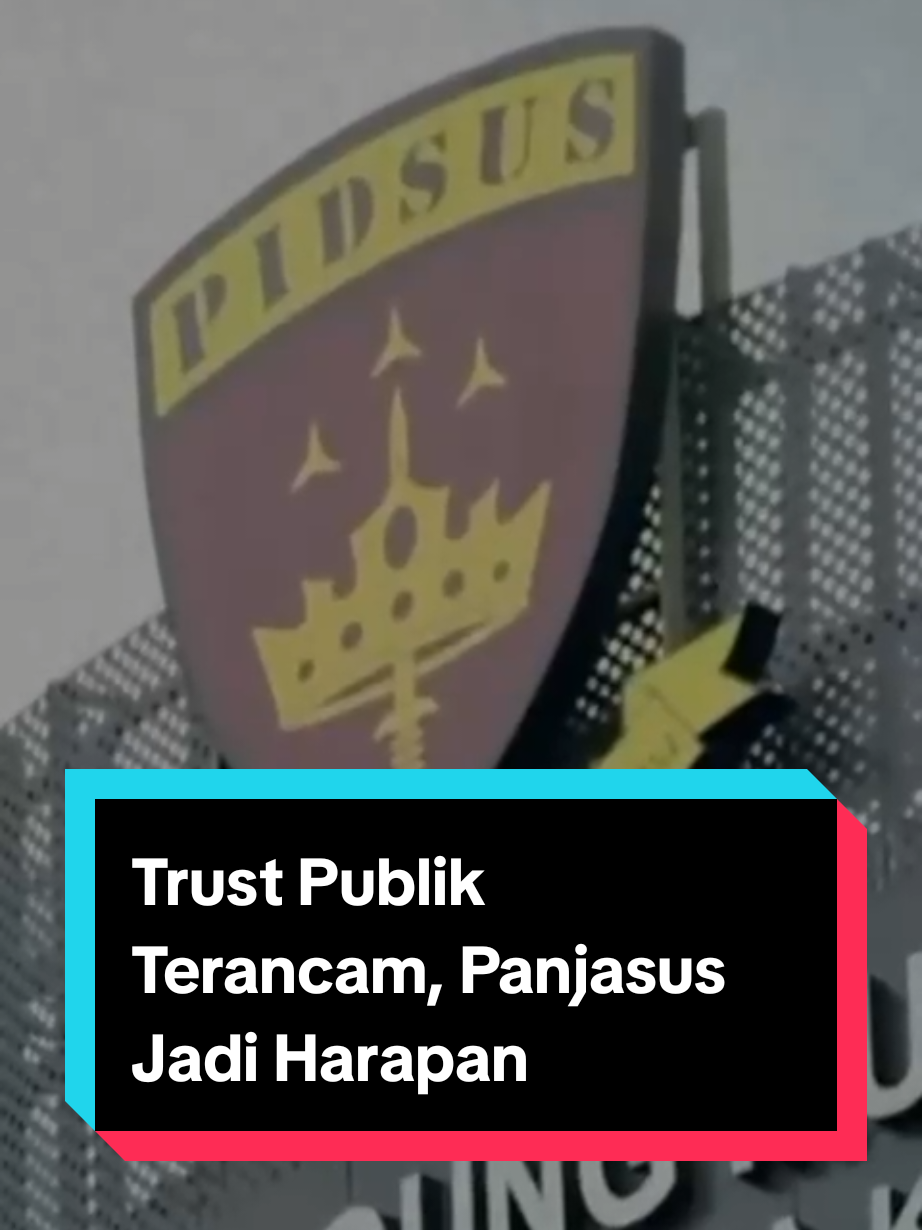 Lagi rame! Kosmak Ronald wanti-wanti: “Kalau mafia hukum gak diberesin dari MA sampai Jampidsus, siap-siap kepercayaan publik runtuh!” Panjasus DPR = last hope buat bersihin sistem. ✊ #SaveHukum #nakama #jampidsus #febrieadriansyah #Mafia 