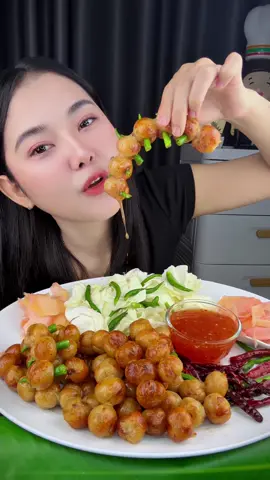 หิวไหม ยั่วตอนดึก #ไส้กรอกอีสาน#รีวิวของดีบอกต่อ #ชอบกิน #กินไปกับจอย #t 