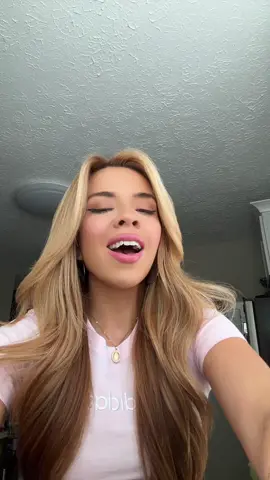 little mermaid mood this morning 🤭 #disney #littlemermaid #singing #disneysongs 