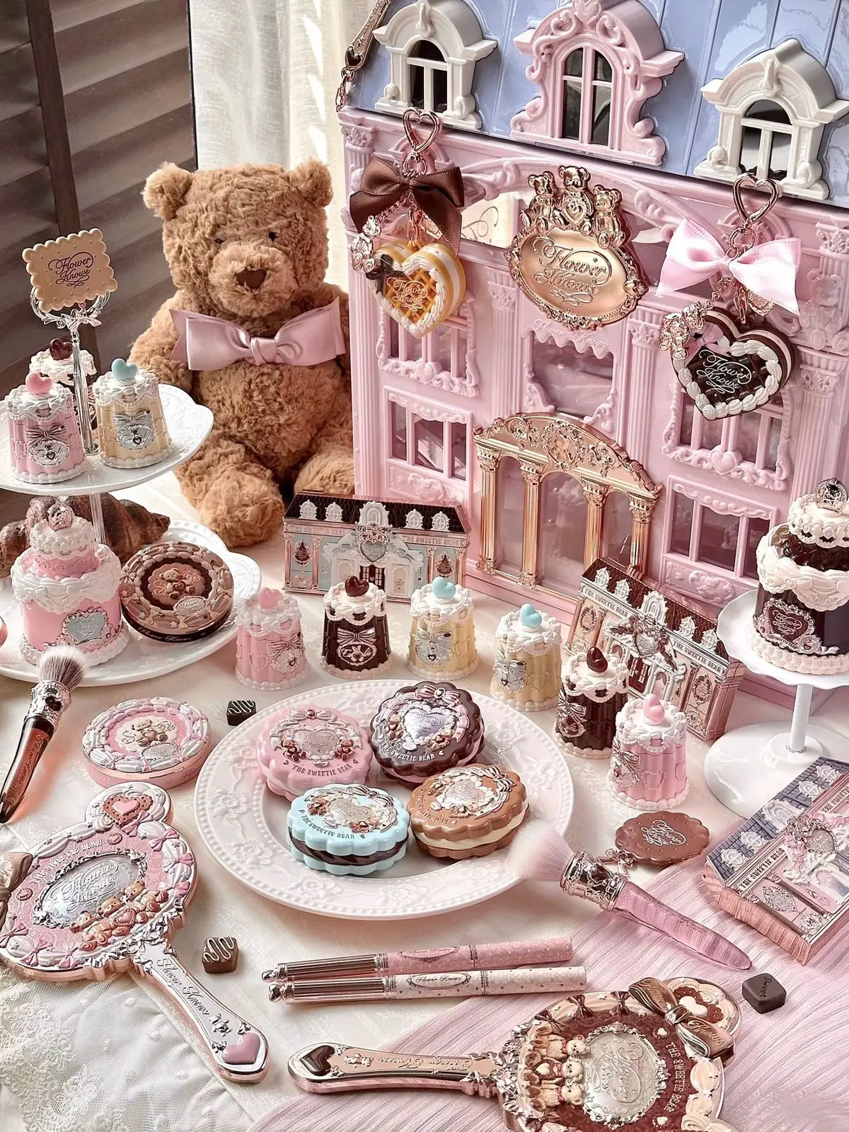 And the love continues—our new collection arrives September 15th on our official website.☁️#flowerknows#sweetiebear#sweetiebearcollection#makeup#makeuphaul