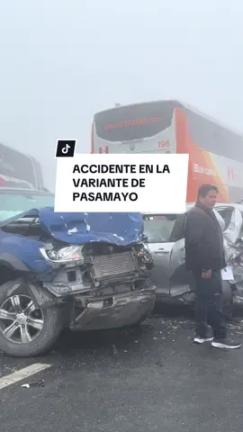 💢 Hace unos minutos se registró un múltiple choque en el km 65 de la variante de Pasamayo. Autoridades y equipos de emergencia ya atienden la zona. #accidente #pasamayo 