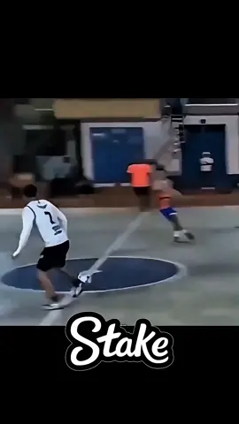 Street football skills ⚽ 🔥  #fyp #football 