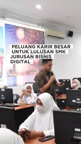 Peluang kerja untuk lulusan SMK Bisnis Digital sangat luas! Dari digital marketing hingga e-commerce, semua pintu terbuka lebar. Siap jadi bagian dari masa depan digital? #SMKBisnisDigital #KarirSMK #DigitalMarketing #ECommerce #SMKHebat 