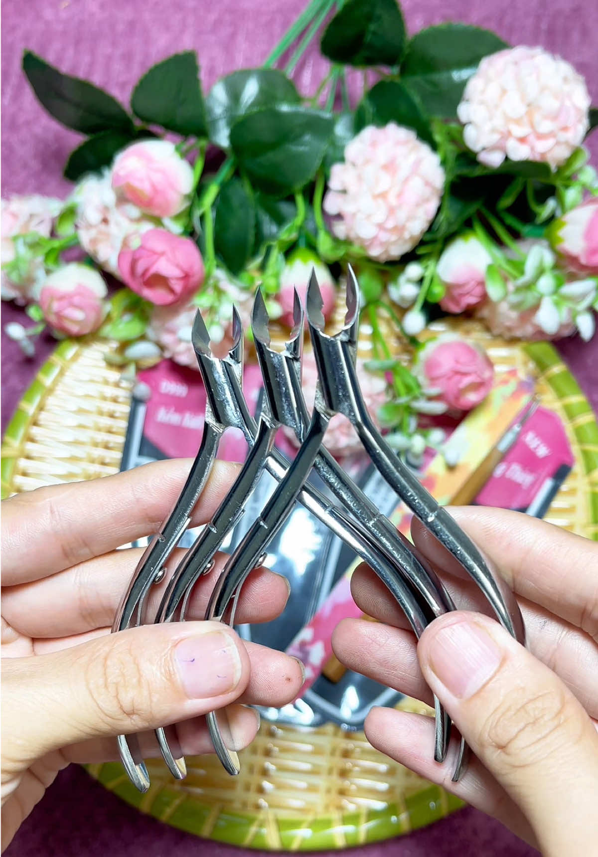 Trả lời @Xuân Kiều{Mẹ Bé Sữa} Combo 5 Món 3 Cây Kềm Cắt Da Tặng 1 Dũa Móng 1 Cây lấy Khoé chỉ 157K Miễn phí ship #giadungnhabap93 #kềm #kemcatda #kemnhatda 