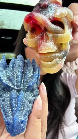 Which crystal candy is crunchier ? 😍 @Silky Gem Crystal Candy wicked wonder collection 🥰😍😍 #Foodie #crystalcandy #sastisfying #silkygem #vietnamesefood 