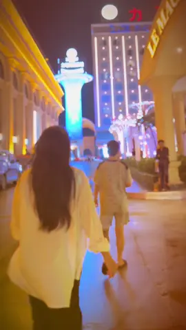 Người ta thì 1 tay mà thằng em sức yếu 2 tay mới bế được con chị. Chịu chết#xuhuongtiktok #trending #top 