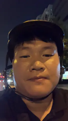 Cố AE ạ! 