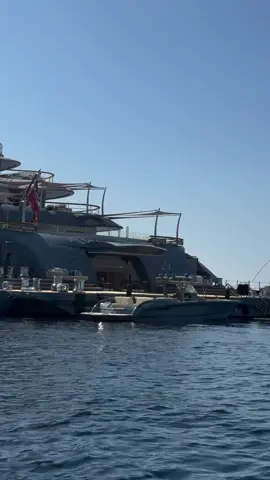 Flying Fox isn’t a yacht. It’s a floating empire. At 136 meters of pure dominance, this Lürssen masterpiece redefines luxury on water: twin helipads, a two-level spa, a cinema, a crew of 54 at your beck and call — and a weekly charter starting at €3M. You charter dreams, not boats. 📸 @fabiopedro91  For charter → @theyachtmogul 📍 Somewhere between exclusivity and excess
