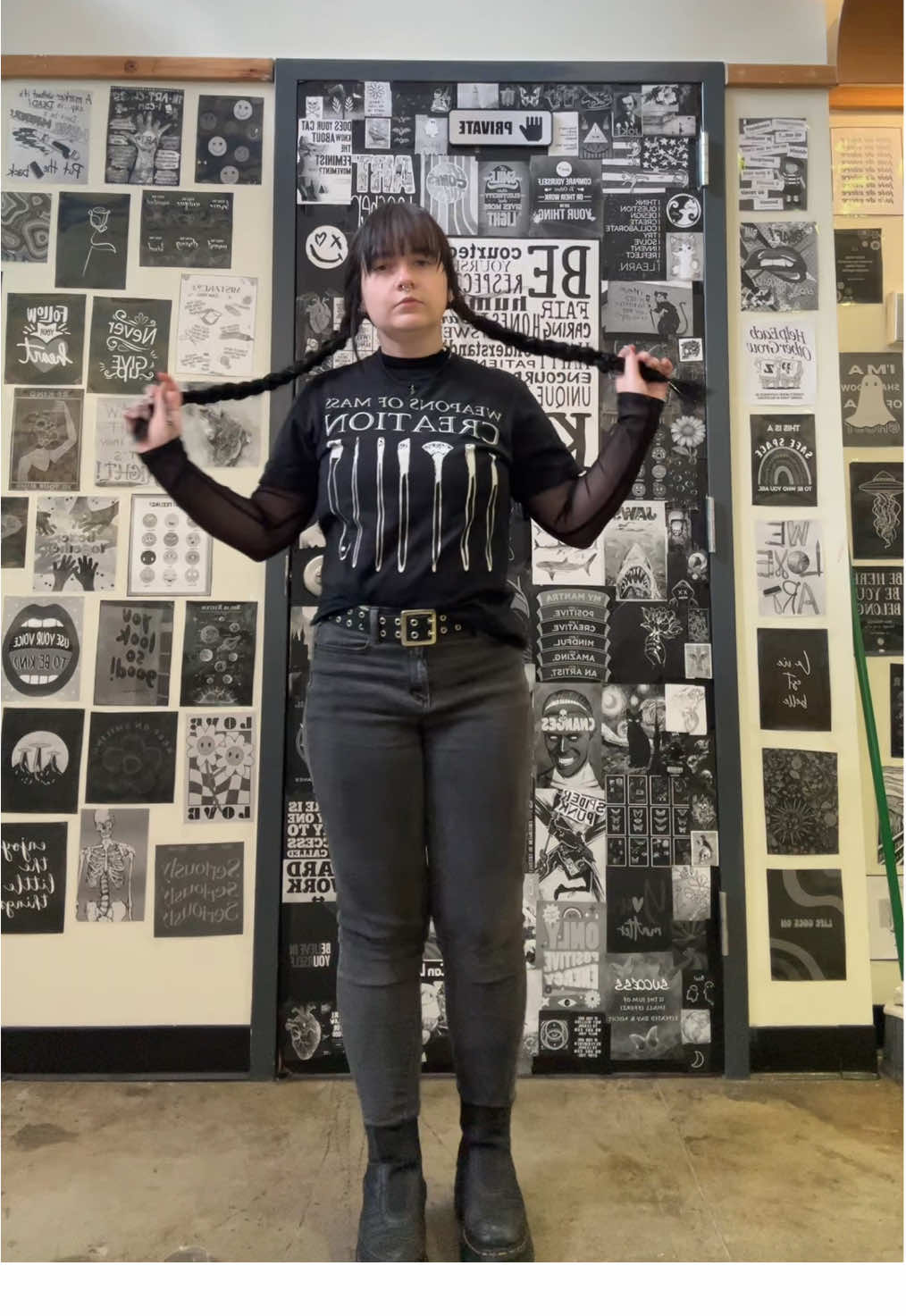 Black is my signature color🖤 #artteacher #fitcheck #OOTD #wednesday #artteachersoftiktok 