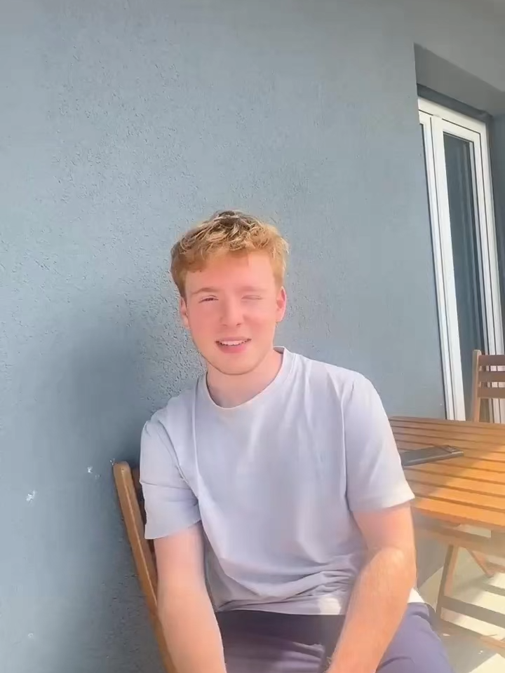 DAY 1  https://linktr.ee/Crovest #crovest #contentcreator #content #fyp #startup #bigreveal