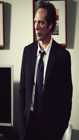 Replying to @meka won’t you be my bubble gum🤭/ mahone version #williamfichtner #alexmahone #mahone #prisonbreak #fyp 