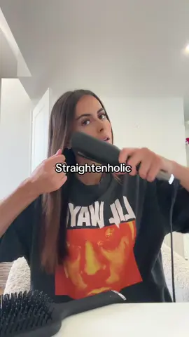 Être addict aux lissages et ne jamais trouver ses cheveux assez lisses 🫣 #hairtok #humour #girlythings #straighthair #trending