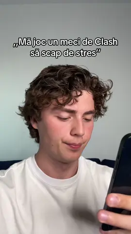 Așa face și stresul vostru? #clashroyale #girlfriend #relatable #fyp 