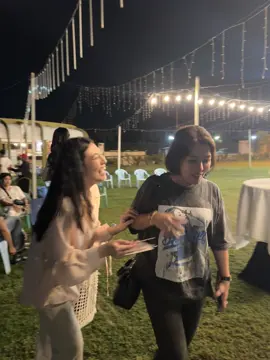Stickers တွေရောင်းပြီး ချမ်းသာလာတာကျွန်မဘဲ🤭  #ရွှေသမီး #shwethamee #stickerlover #Vlog #fyp 