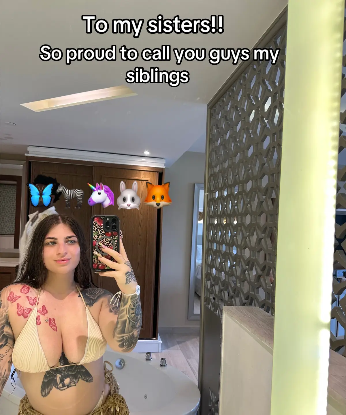 When people think I’m jealous of my siblings🤣 I show them off everyday because I’m so proud of them. I want my siblings to be better than me. I want them to succeed in life. You guys see little fake clips and think yall know us. We argue like cats and dogs. But let some stranger talk about us. We ganging up on you. We come In a pack for a reason. We lost our dad, our little sister Aliyeh, and almost lost our other sister Asiyeh. And we all know about Zahra. We laugh at our own trauma because that’s how we cope with it. So yes when we explain my dads and sisters stories. We laugh.. #fyp  #sisters #hashemi 