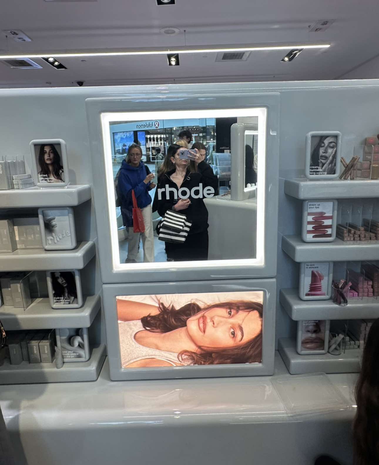 @rhode skin @Hailey Bieber @sephoracanada #rhode #rhodesephora #sephora #sephoracanada #rhodebyhaileybieber 