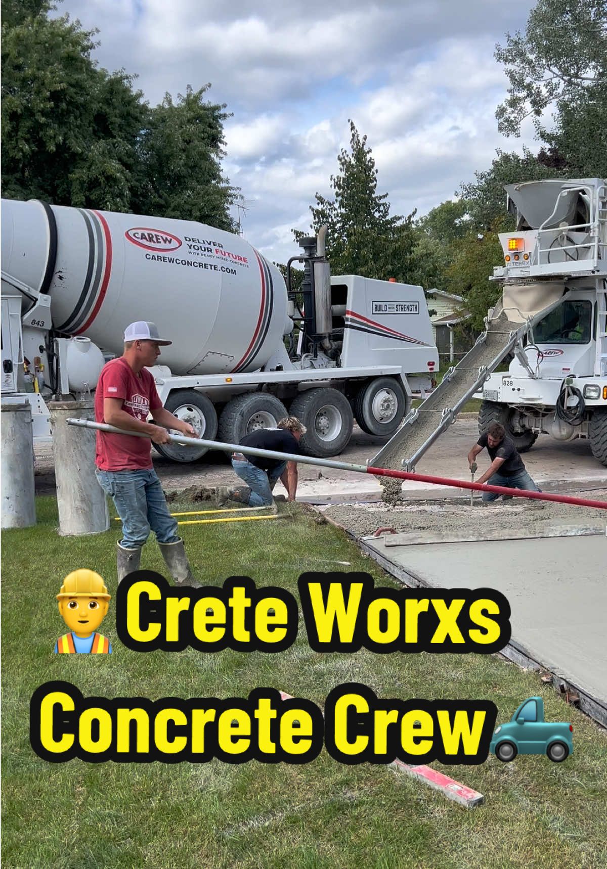 👷‍♂️Crete Worxs Concrete Crew🛻  🔗 www.concretefdl.com   #fonddulac #cootslures #concrete #hardwork #driveway 