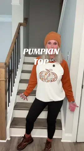 Embroidered pumpkin top by Cherry Betty! #FallFashion #CottonTop @Cherrybetty #CerealCerdik 