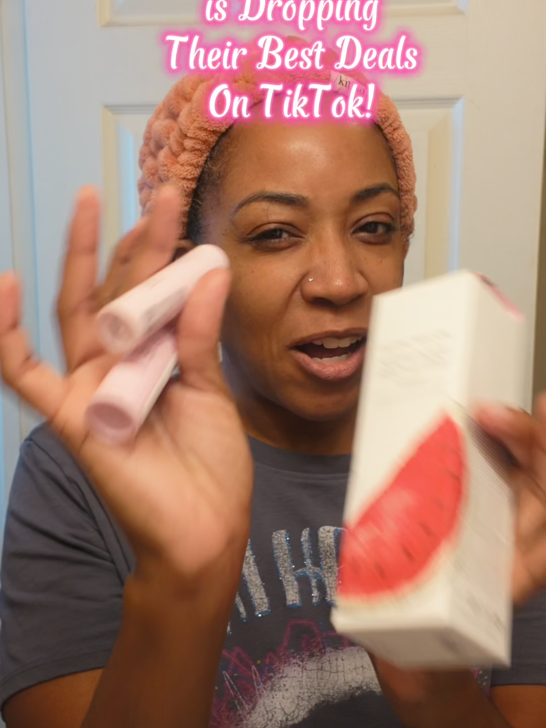 What's your fave @glowrecipe item?  This toner is my #musthave item! And the #tiktokshop bundles are the best!  #glowrecipewatermelonglow #glowrecipetoner #skincareroutine #koreanskincare #skincareroutine ##kbeauty #poretightening #glassskin #glassskinroutine