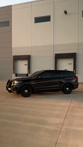 ALPR’s valid? #fordexplorer #policeinterceptor #retiredpolicecar #agentfpiu  Vid idea - @￶ ￶ 