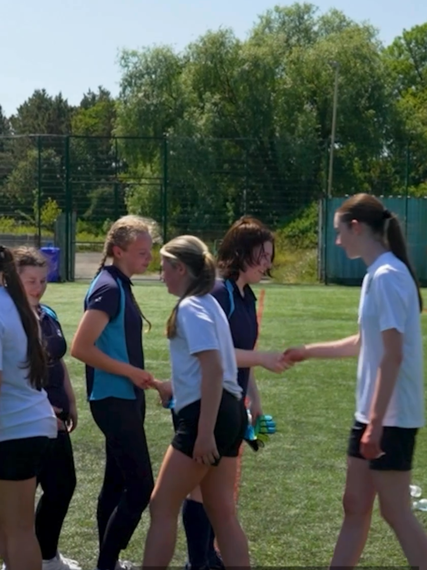 𝐁𝐚𝐜𝐤 𝐭𝐨 𝐬𝐜𝐡𝐨𝐨𝐥 🎓 Through our Unified Champion Schools programme with the Youth Sport Trust and Lead Inclusion Schools across England, young people with and without intellectual disabilities are coming together through sport. The impact has been clear: friendships built, confidence grown, inclusion strengthened. We’re proud of what’s been achieved and excited to continue this work. In the summer we staged our biggest event today, with a Unified football tournament in North East England ⚽  #InclusionInAction #SpecialOlympics #UnifiedChampionSchools @special.olympics @soeuropeeurasia