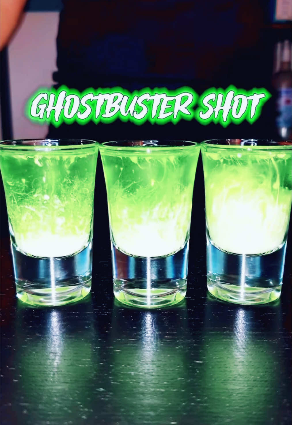 HALLOWEEN SHOT IDEAS 👻#halloween #october #drinks #spookyseason #ghosts 