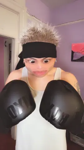 Little bro got some boxing skills💀🤣#funnyvideos #comedy #funnyskits 