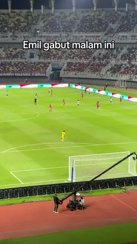Emil lagi gabut karena jarang dapat serangan #emil #emilaudero #timnas #fifamatchday 