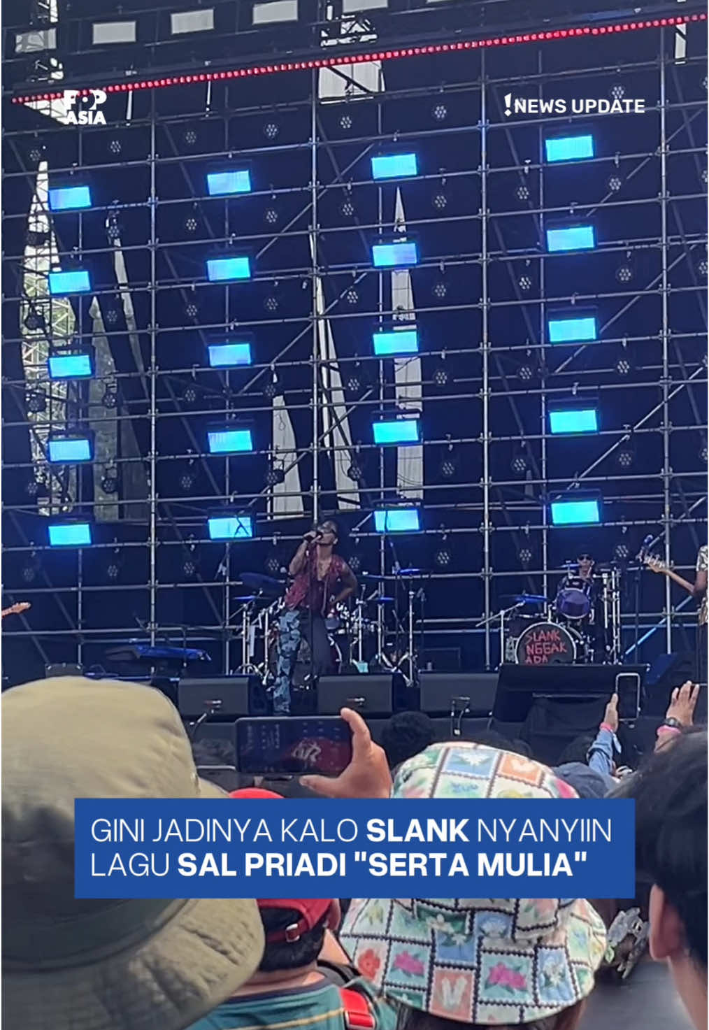 Suara Kaka Slank ternyata cocok juga ya bawain lagu Sal Priadi “Serta Mulia”di Pestapora 2025, Menurut lo gimana? #pespor #pestapora #slank #salpriadi 