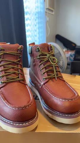 Botas de trabajo #LanguageLearning #trab #botas 