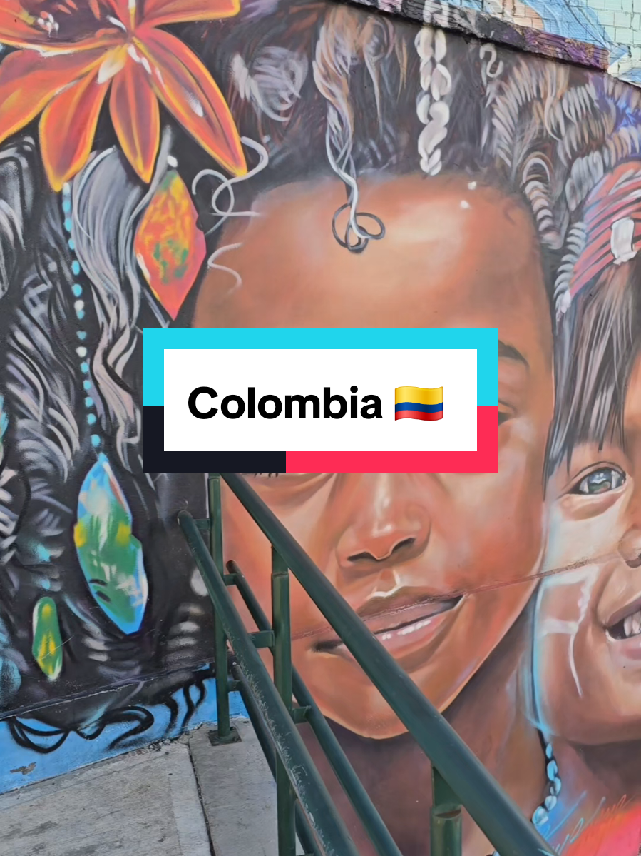 Colombia 🇨🇴, Bogotá (Barrio Paraiso) #accompagnatoreturistico #viaggiaresempre #viaggiareconpassione #colombia #bogotá 