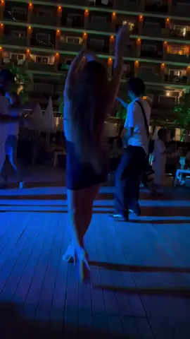 #esrarabiaünal 