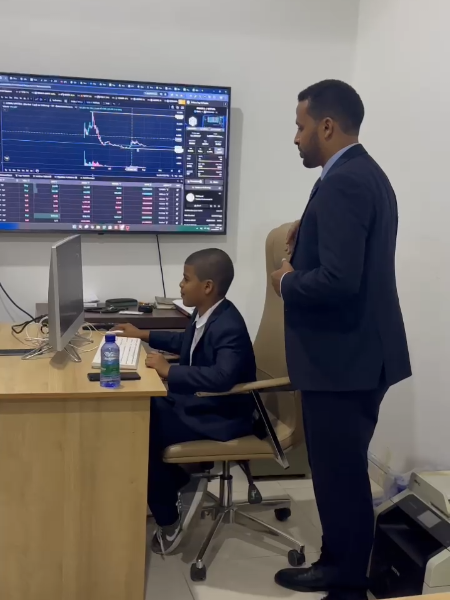 Alhamdullilah After A Successfull AI Crypto Seminar 2025 We Are Back To Normal Life With My Son Jamal Ahmed Jamal. #aicryptosolutions #somalicrypto #AICrypto #crypto #AI 