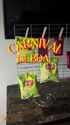 Pt.2 of my Carnival 1st BDAY prep🎡🎈 srry I been MIA but I’m backkk ….. tell me why I didn’t take a single photo of it at the party but I will remake it with some chips around my house LOL 🤦🏾‍♀️😭  #partyinspiration #birthdayparty #carnival #partyplanning #DIY