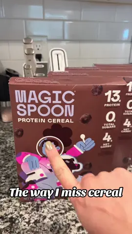 Magic spoon chocolate cereal #chocolate #snacks #tiktokshop #protein 