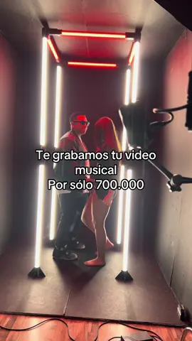 Anda contale a tu amigo artista para que lance ese tema que tiene guardado con #video #music #videoclip #medellin 