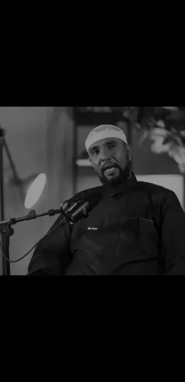 alhayul qayum..#foryou #wacdi_iyo_waano #viral_video #somalitiktok #100kviews 
