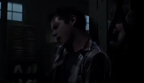 I mean he was always hot… but when he grew his hair out????! #teenwolf #dylanobrien #stilesstilinski #fyp #sabrinacarpenter 