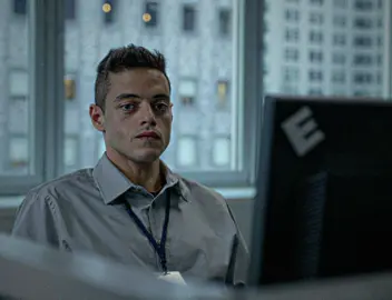 sometimes i dream of saving the world. ┃ creds for an edit idea: @l0vepc #fyp #foryoupagе #mrrobot #elliotalderson #ramimalek 