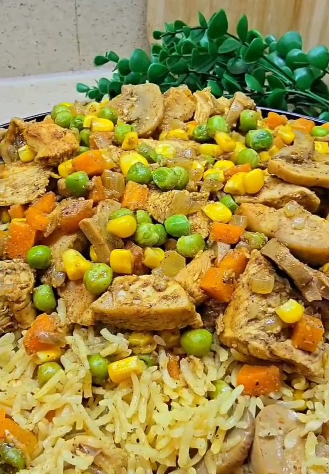 اطيب واسهل  غدا رز مع الخضار والدجاج 🥰ء#وصفات_سهله #مطبخ_مروة_الحربي #رز_بلخضار #رز_مكسيكي