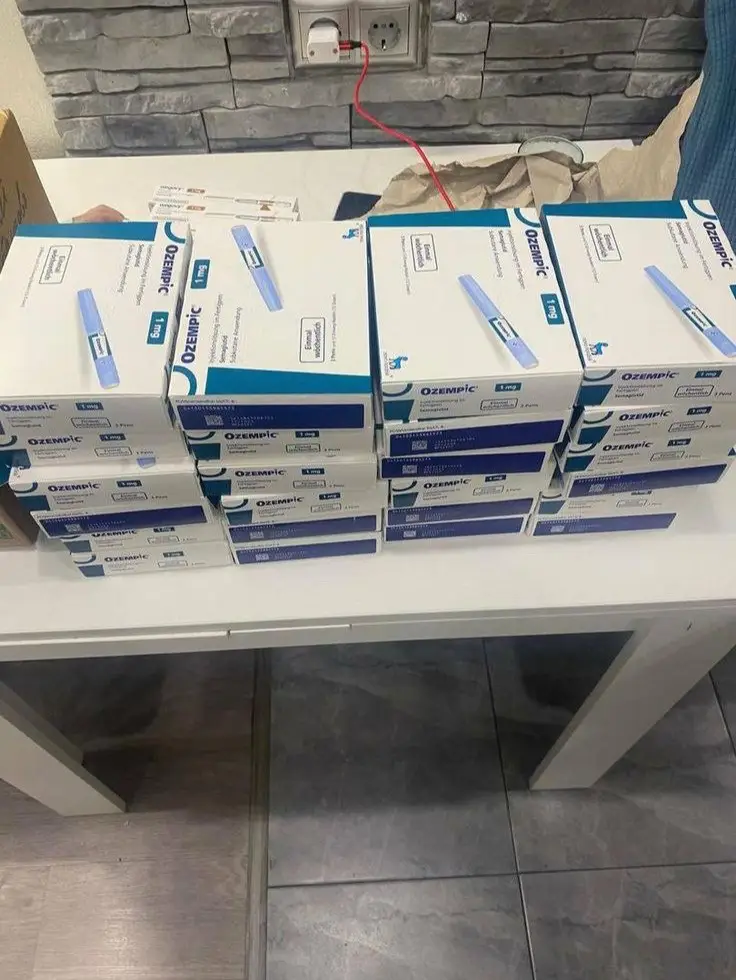 Mounjaro is a prescription-only treatment for weight loss and type 2 diabetes. It comes as a weekly self-injectable pen and contains the active ingredient tirzepatide. It works by suppressing appetite, making you feel less hungry. Mounjaro mimics hormones that naturally occur in the gut after eating, called incretins.