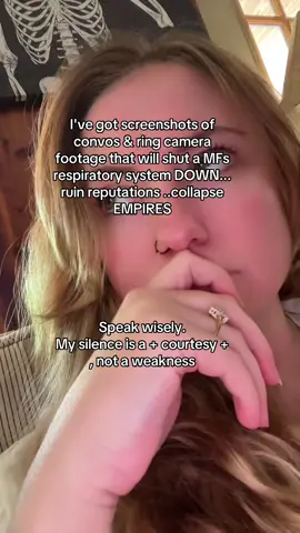 🤭