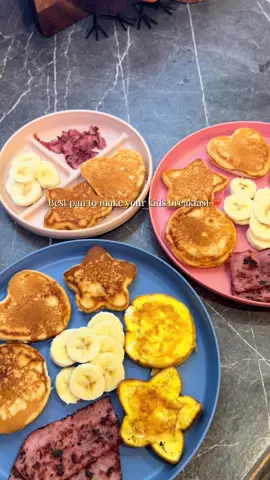 A pan with shapes?! Yes please 😍  #fyp #kidsbreakfast #kidsbreakfastideas #panwithshapes #momlife 