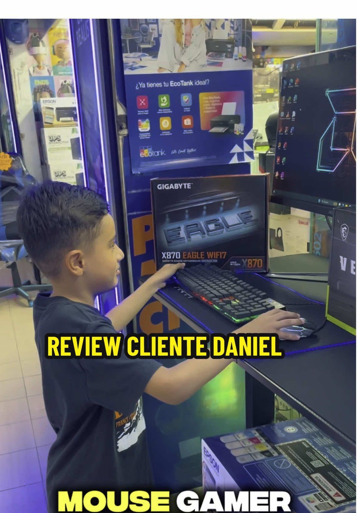 🤩Esta es la historia de Daniel; un cliente nuestro que vino desde Valledupar a hacer su sueño realidad!  👍🏻Cuéntanos en los comentarios que tal te pareció esta máquina, y recuerda que aquí ensamblamos tu pc de acuerdo a tu presupuesto y necesidades!  Escríbenos y solicita tu cotización! WhatsApp 📱301-392-2368 #ClienteFeliz #ReviewPcGamer #pcgaming #mipcequipos #mipcbarranquilla #pcGamer #GamersOntiktok 