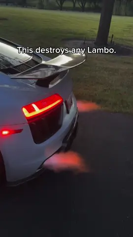 Catch a lane.  #Audi #R8 #lamborghini #Fast 